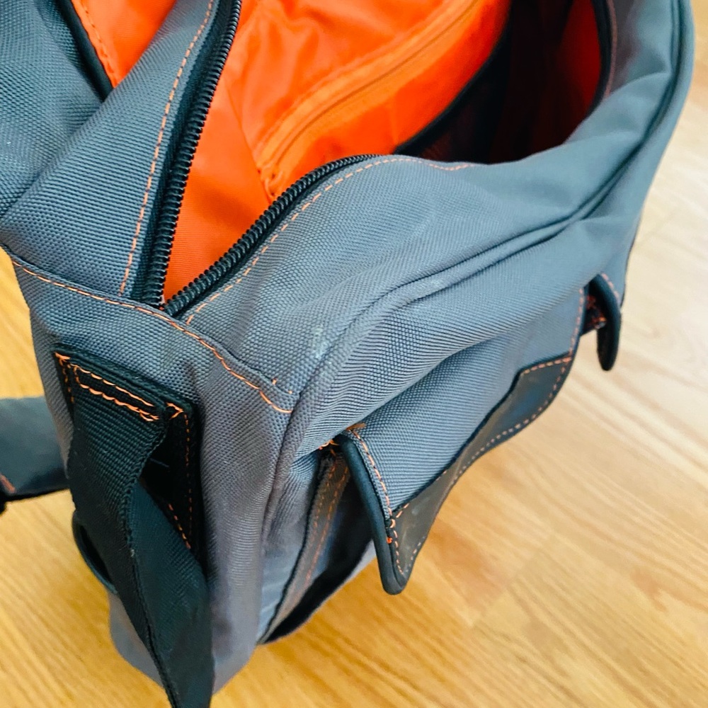 SOLD Diaper Dude - diaper bag - Picture 6 of 16